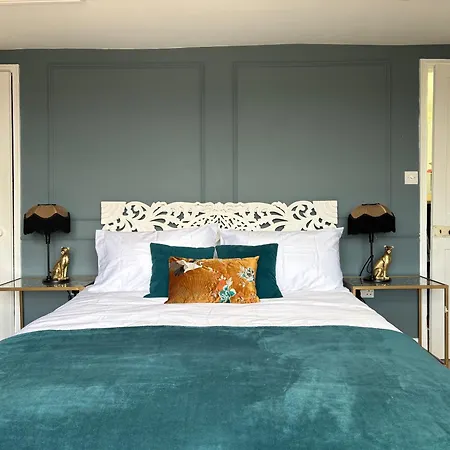 Harbour Views, Private Bathroom, Iconic Cliftonwood 布里斯托